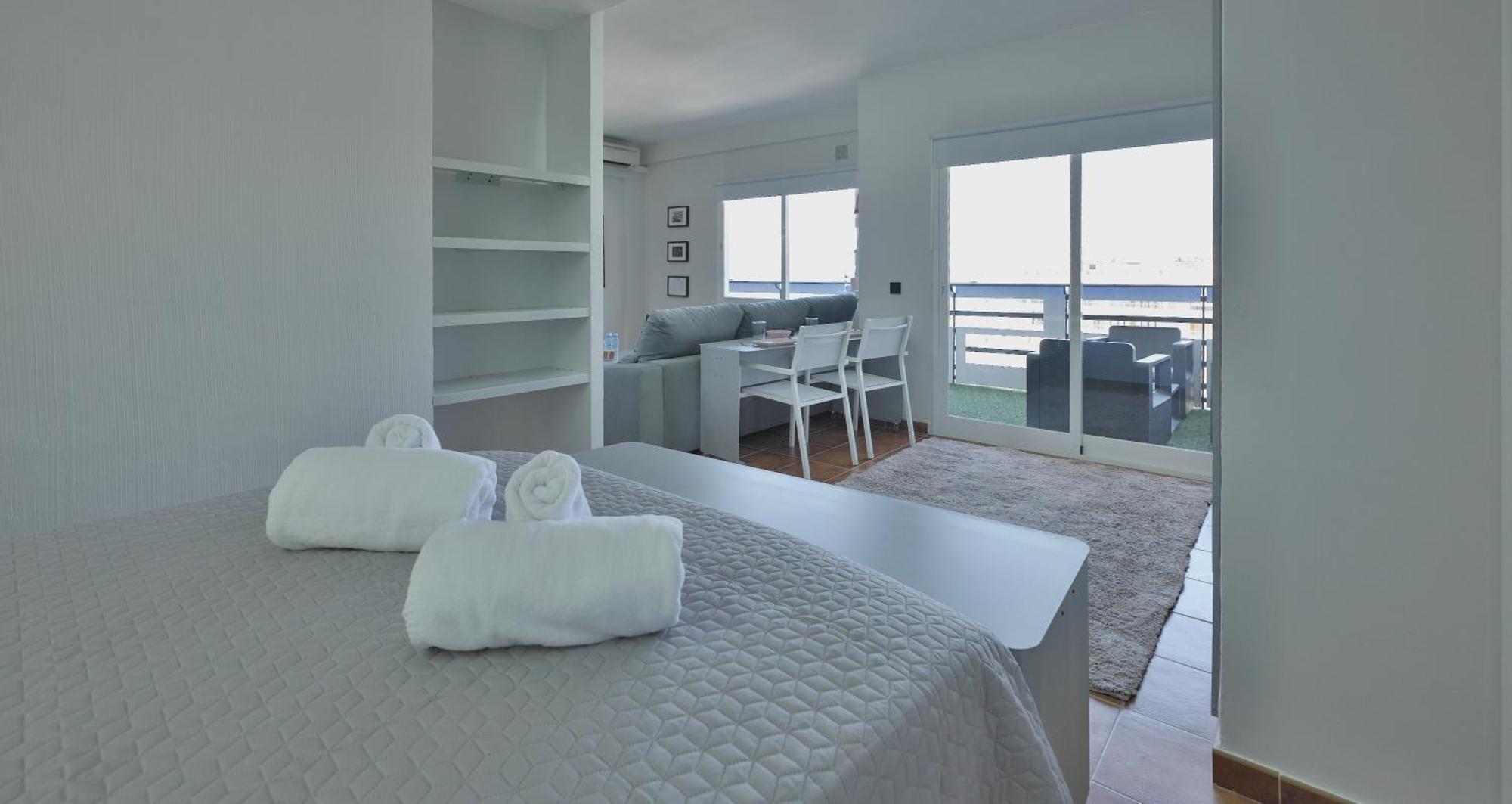 شقة La Mar De Venus - Luxury Views In Puerto Deportivo ماربيا المظهر الخارجي الصورة