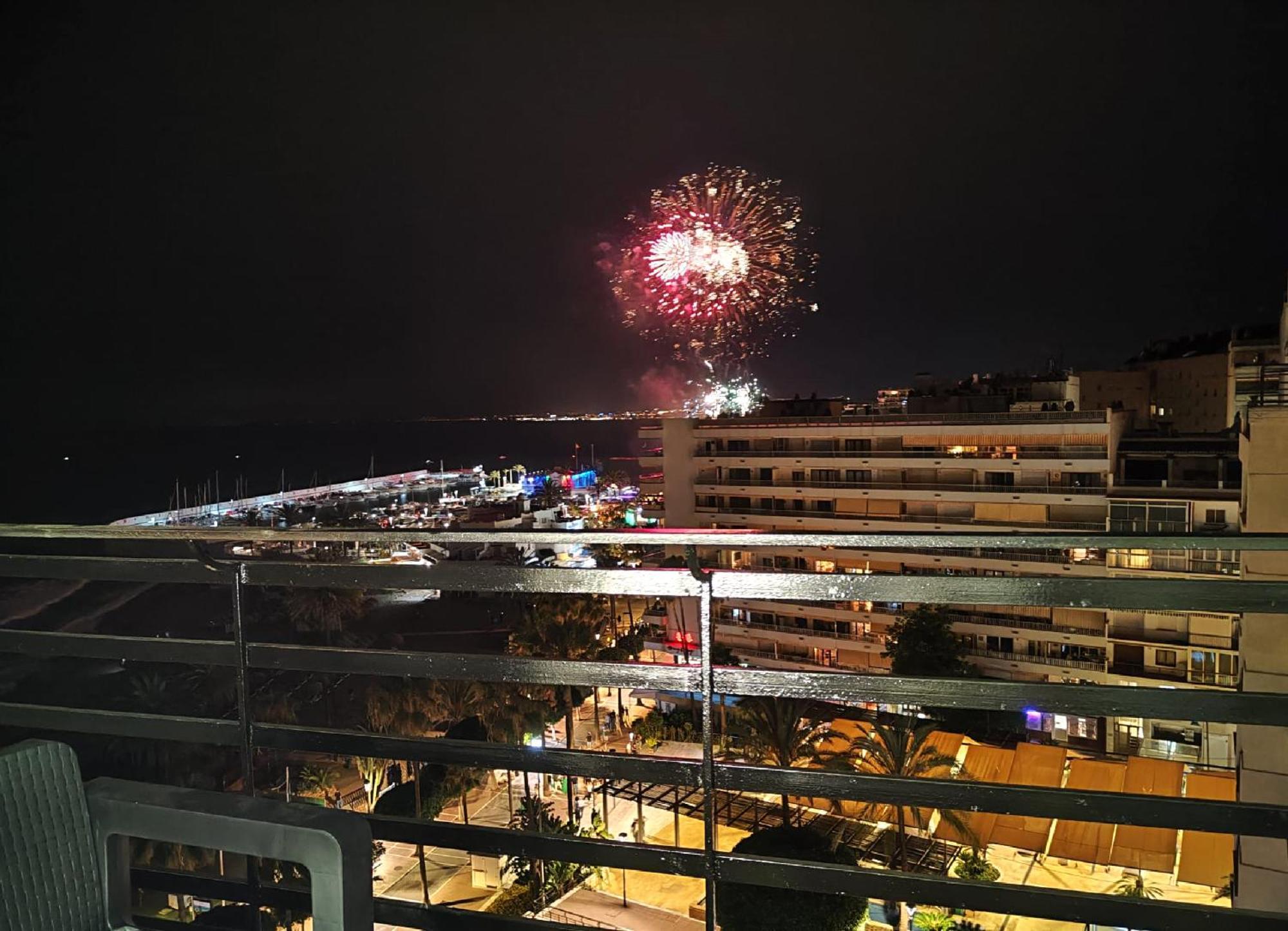 شقة La Mar De Venus - Luxury Views In Puerto Deportivo ماربيا المظهر الخارجي الصورة